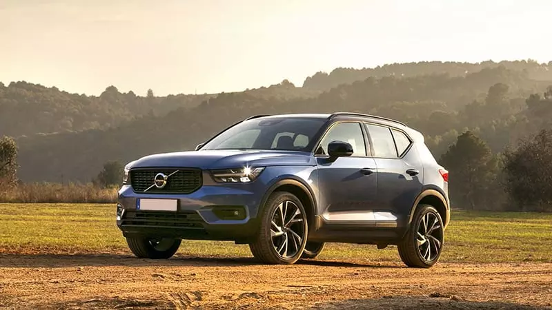 volvo xc40 - best economical cars 2019