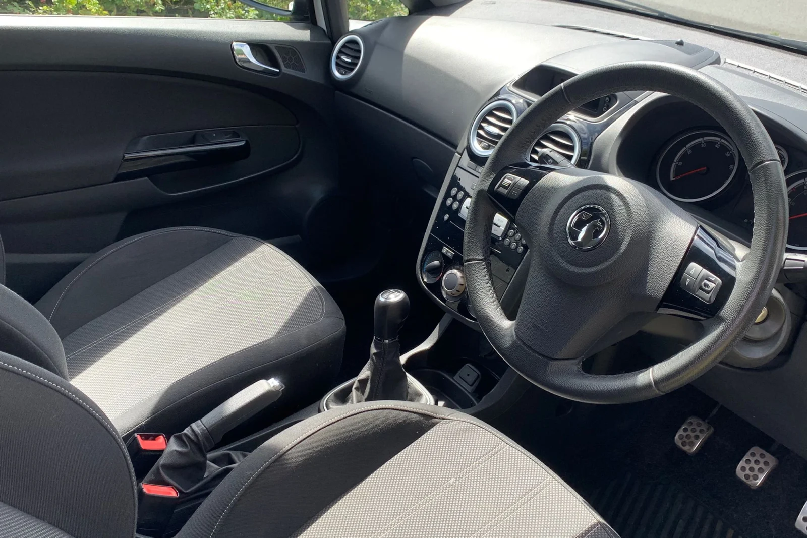Vauxhall-Corsa-Inside-scaled.webp