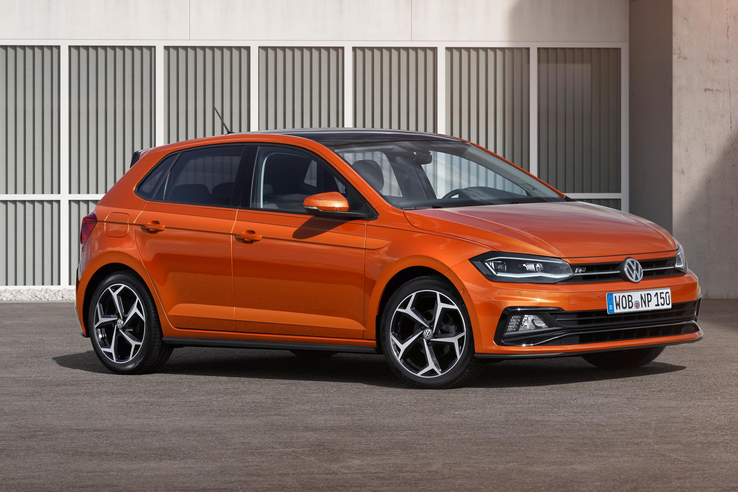 Orange Polo VW