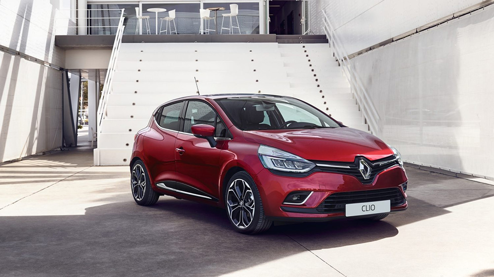 Renault Clio in red